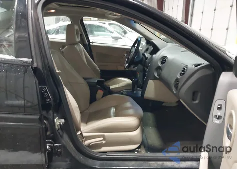 2004 Pontiac Grand Prix Gt2 from USA, damaged, VIN 2G2WS542641205866